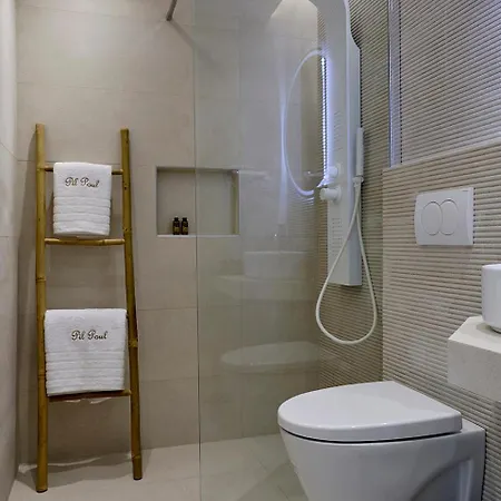 Apartment Pil Poul Athens